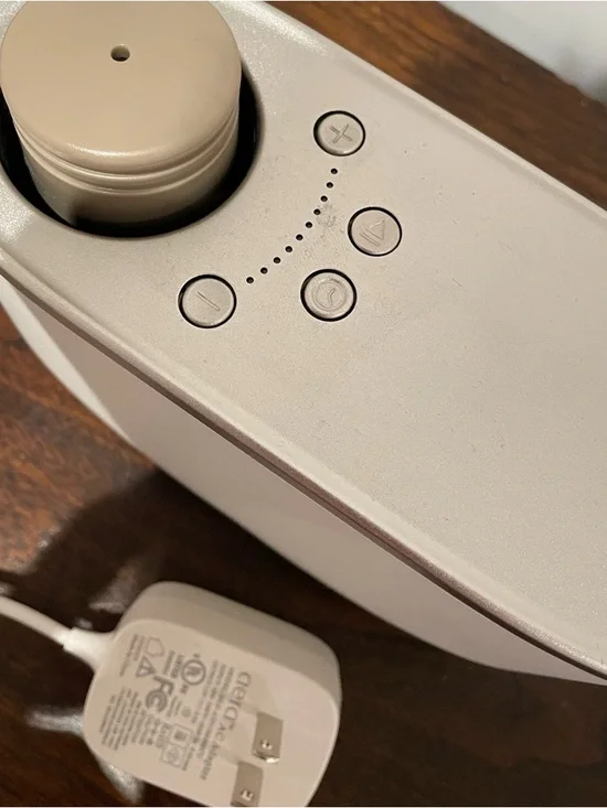 The Ritz-Carlton Fragrance Diffuser - Picture 3 of 6